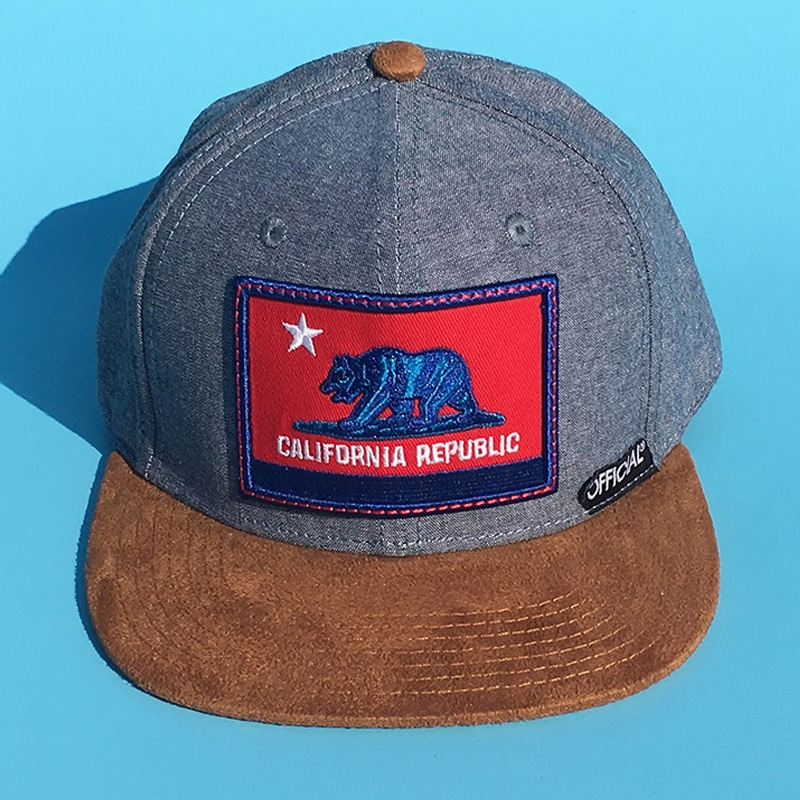 3D Embroidery Flat Brim Baseball Hats Factory Custom Embroidered Multi-color Snapback Cap Hat