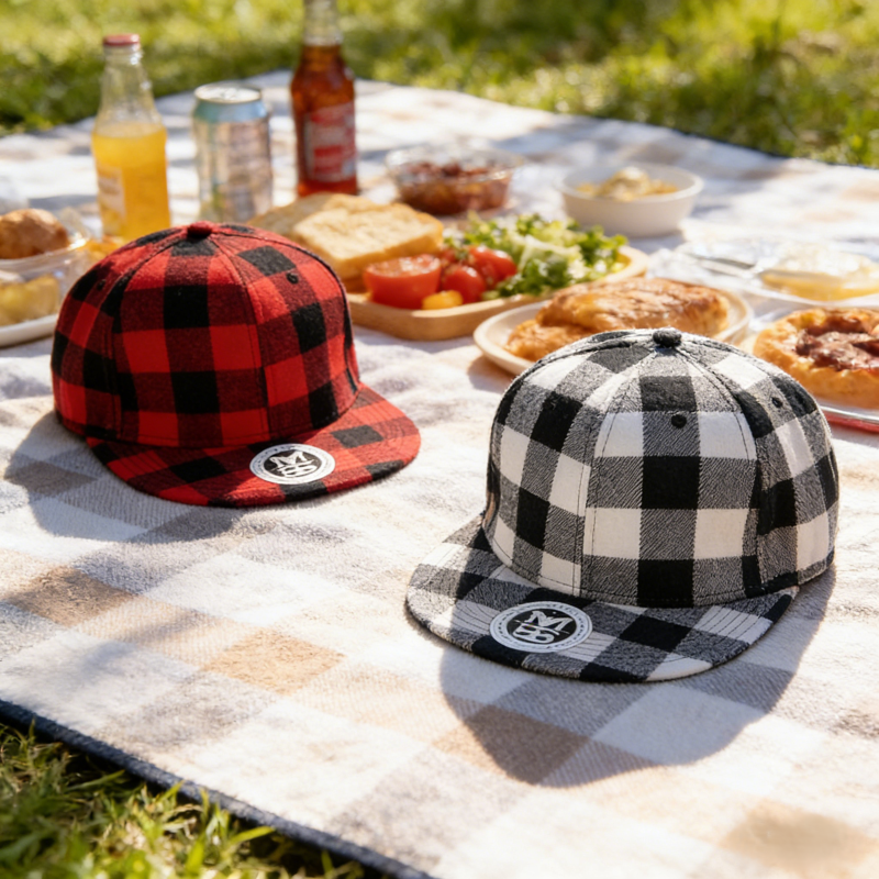 Wholesale Red Checks Brushed Wool 6 Panel Snapback Cap Custom High Quality Classic Vintage Comfortable Flat Brim Hat